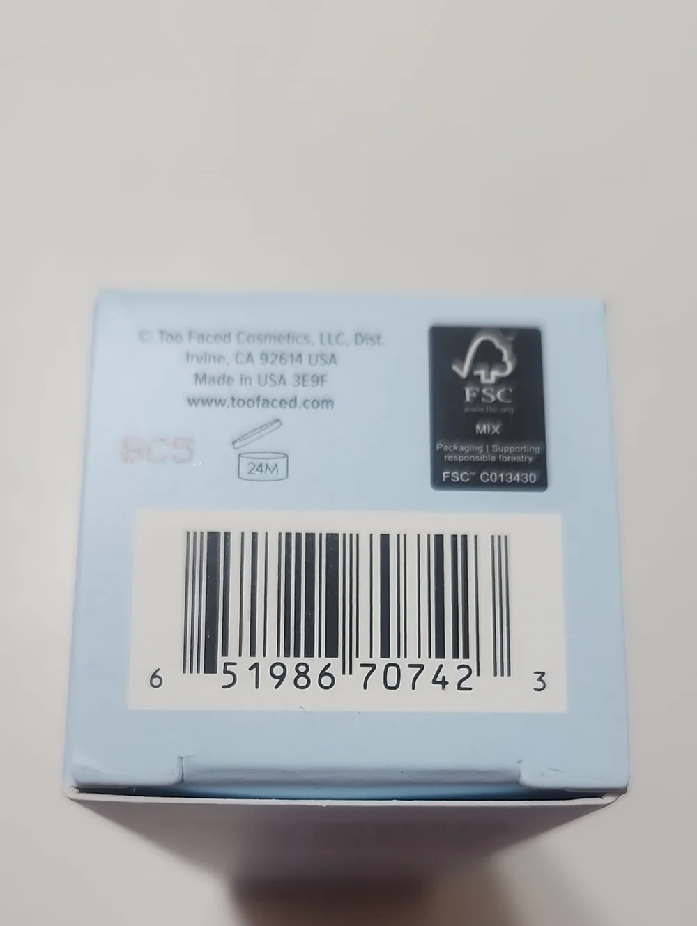 TOO FACED Makeup Insurance 18 Hour Wear